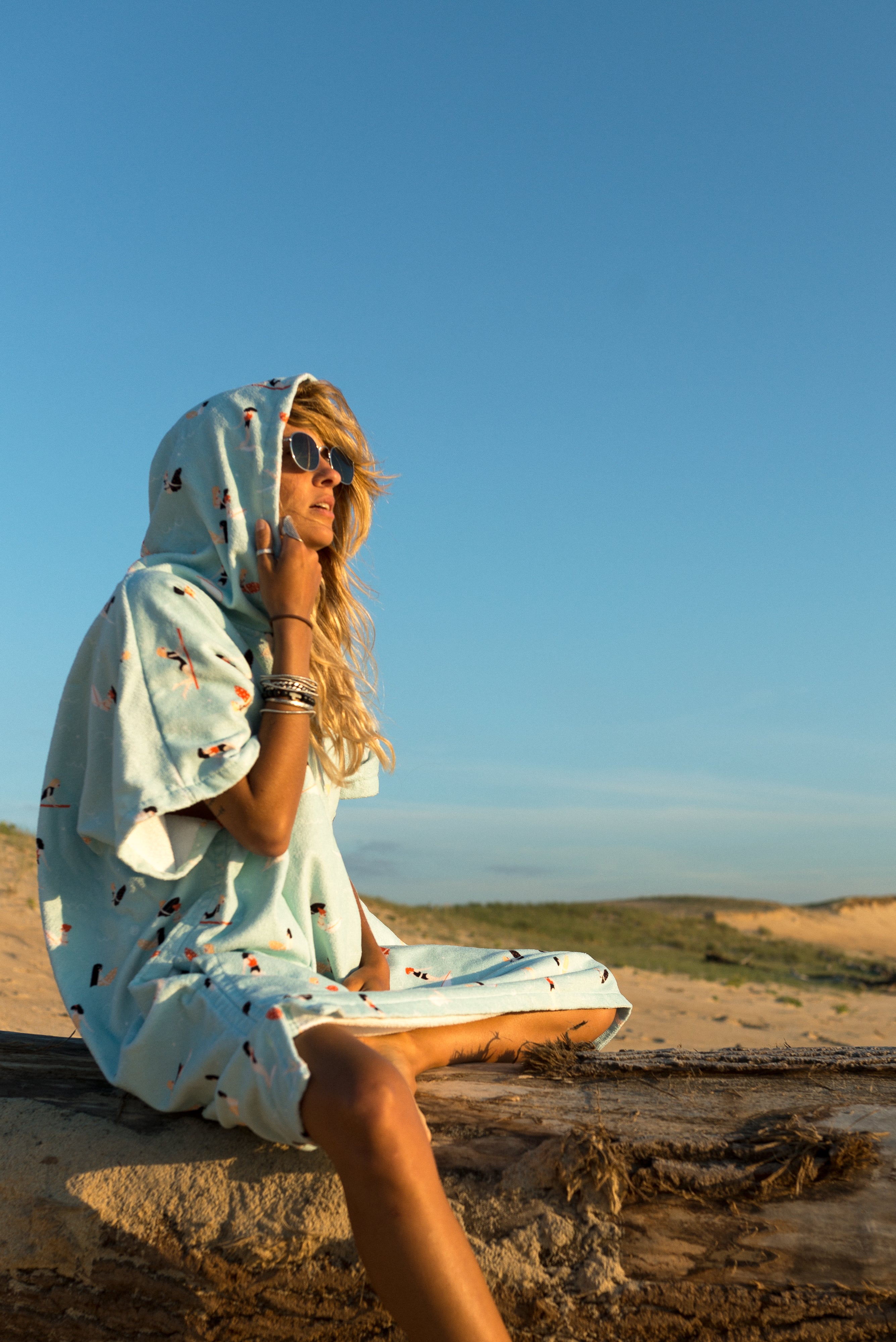 Poncho - MADRAGUE LIGHT BLUE