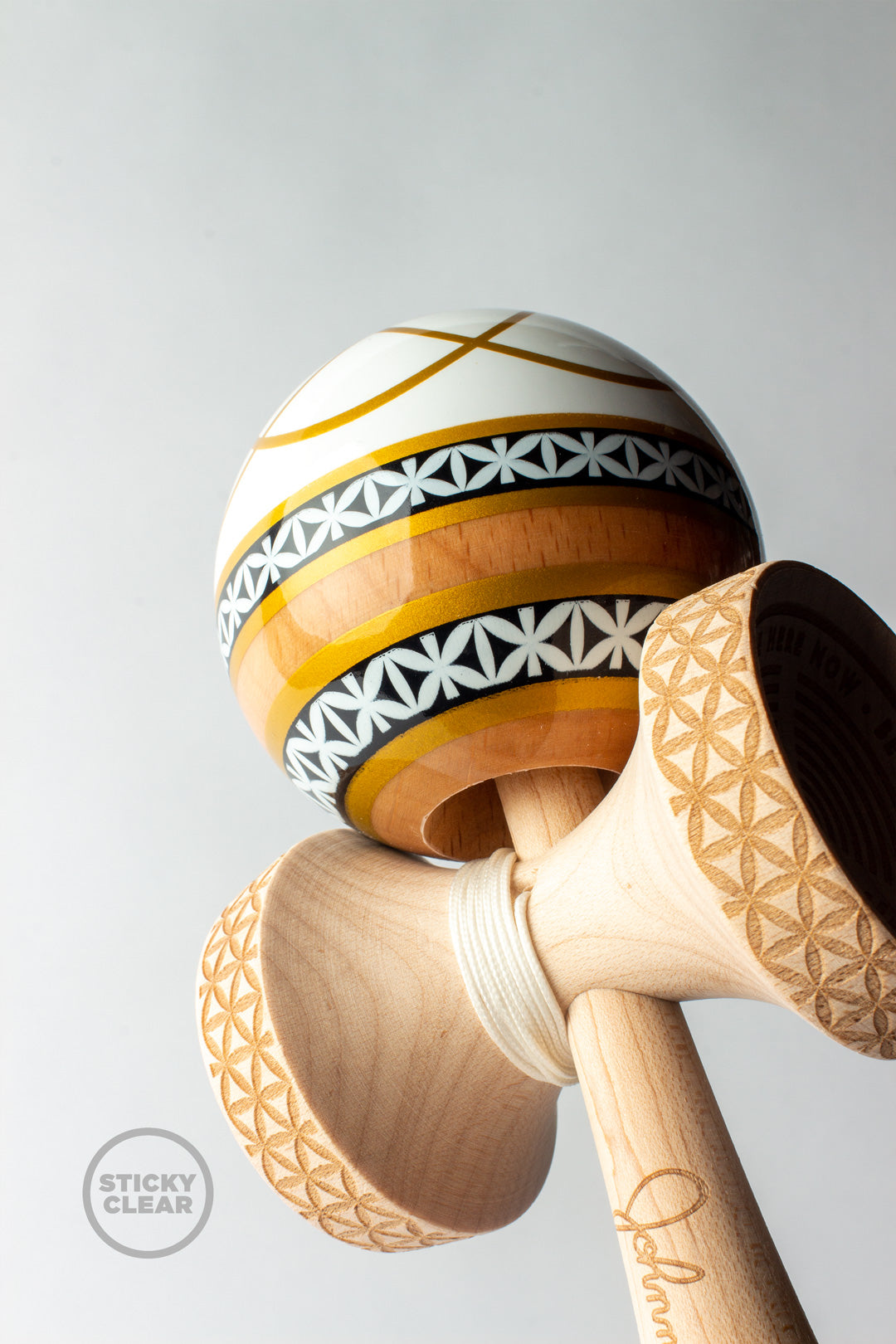 Kendama Pro model Johnny Raekes - Blanc/Or