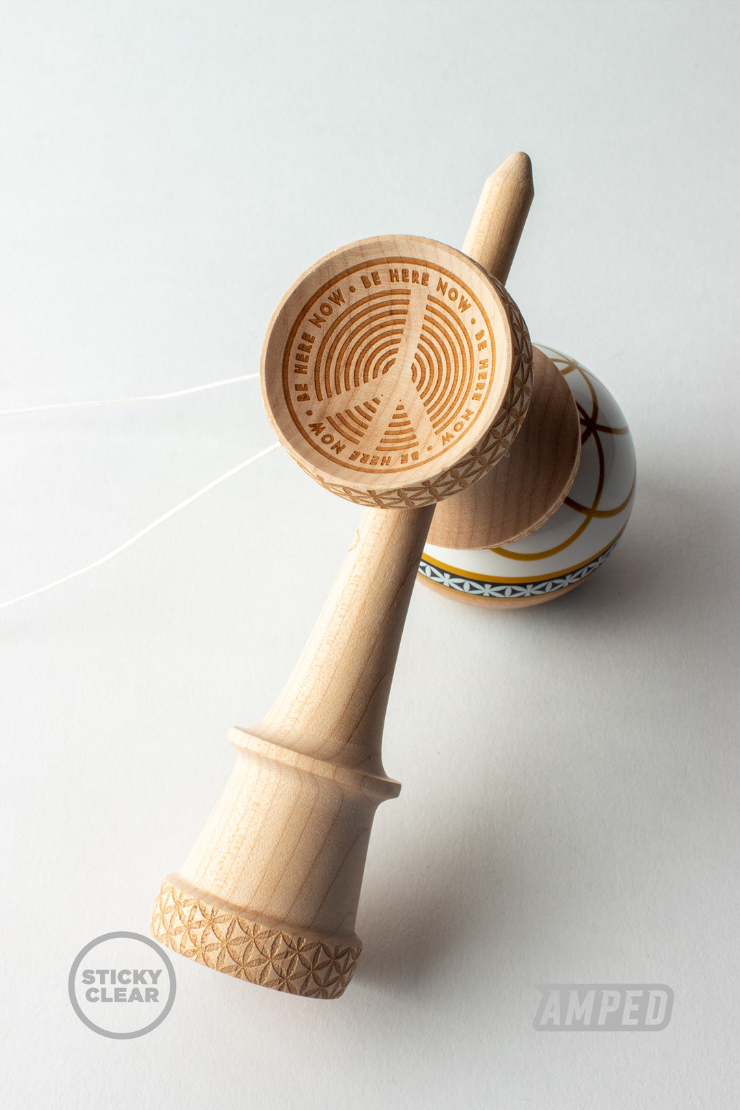 Kendama Pro model Johnny Raekes - Blanc/Or