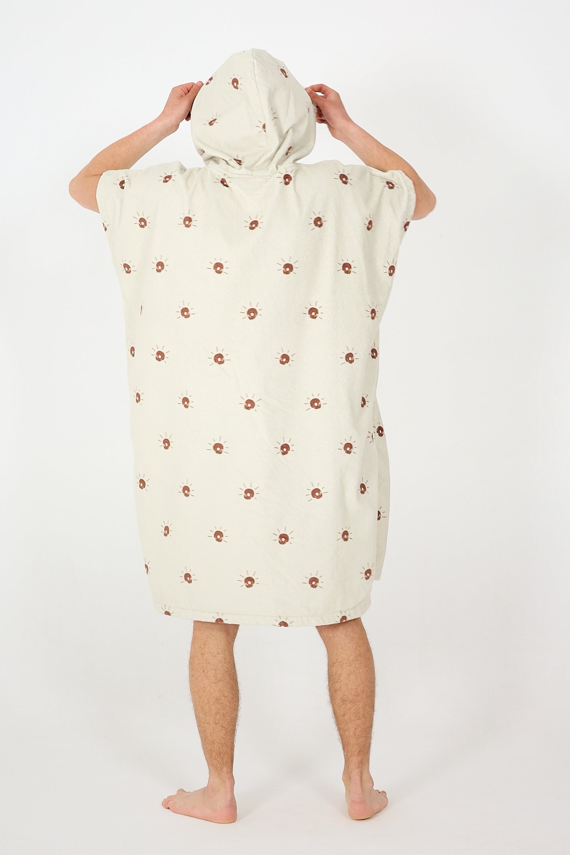 Poncho Skulls - CREAM